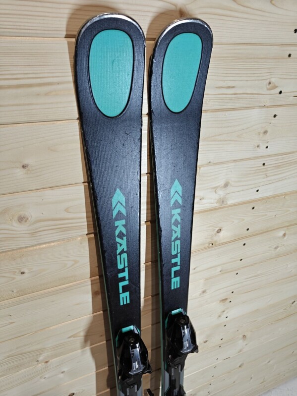 LYŽE KASTLE RX 9 156CM